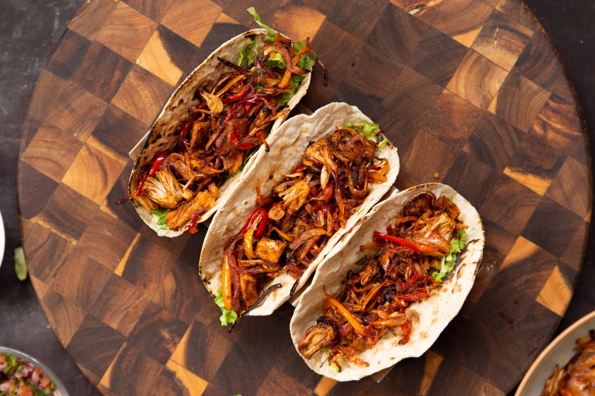 BBQ Vegan Jackfruit Tacos